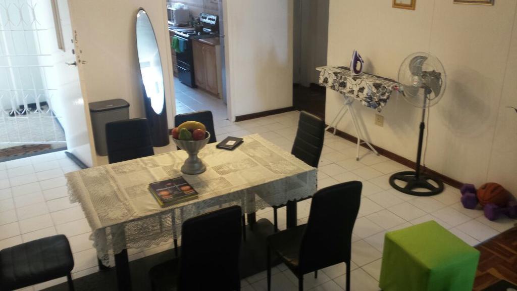 Rosebank Accommodation Johannesbourg Extérieur photo